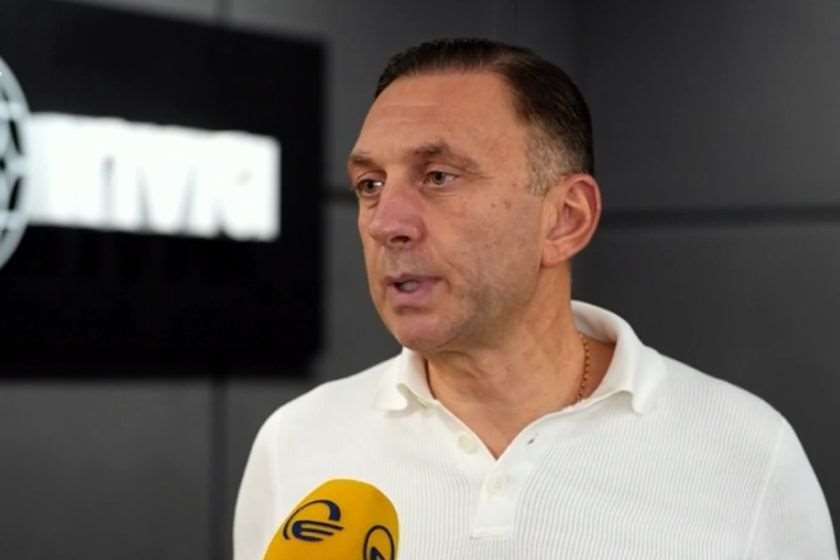 ლევან ფხაკაძე Trump Tower-ზე: ასე ვითარდებოდა სინგაპური, დუბაი. სადღაც ყოველთვის ვიღაც პირველი პიონერია და როდესაც ის შედის ბაზარზე, ყველა სხვა ინვესტორს ეუბნება, რომ ეს არის ბაზარი, სადაც თქვენ უნდა იყოთ