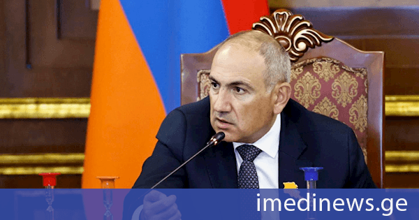 ფაშინიანის განცხადებით, ის რუსული ენის დამატებით კურსებზე დადის