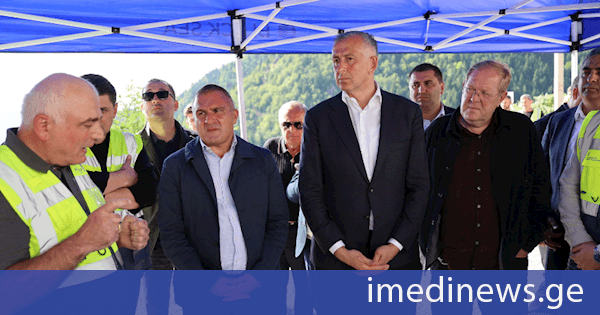 აჭარის მთავრობის თავმჯდომარე ზურაბ პატარაძე საქართველოს ინფრასტრუქტურის მინისტრთან ერთად, აჭარაში მიმდინარე და დაგეგმილ საგზაო ინფრასტრუქტურულ პროექტებს გაეცნო