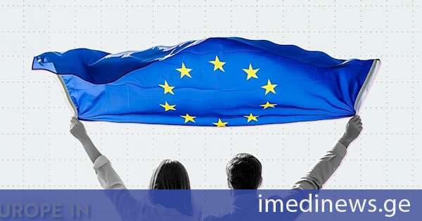 Euronews: ევროპის საგარეო ურთიერთობათა საბჭოს (CFR) ახალი კვლევა აჩვენებს, რომ ევროპელების უმეტესობას კვლავ სურს უფრო ძლიერი და ერთიანი ევროპა, თუმცა ამის მიღწევადობაში ეჭვი ეპარება - გამოკითხულთა დაახლოებით 68% განახლების ნაცვლად რეგრესის ნიშნებს ხედავს