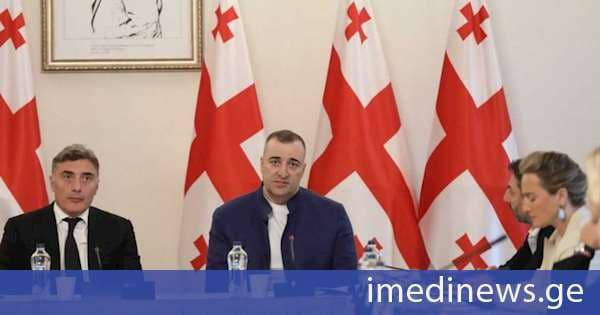 პარლამენტის კომიტეტებმა ერთობლივ სხდომაზე მომხმარებელთა ინტერესების საზოგადოებრივი დამცველის სამსახურის 2025 წლის საქმიანობის ანგარიში მოისმინეს