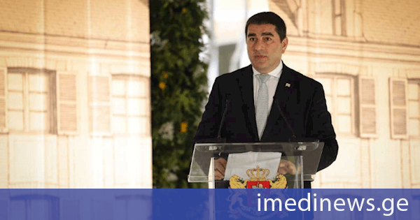 შალვა პაპუაშვილი: მსურს მადლობა გადავუხადო ყველა ადამიანს, ვინც ათწლეულების მანძილზე აქაურობა შეინარჩუნა და დღემდე მოიტანა, მადლობა ეკუთვნის ყველას, ვინც მამულის საქართველოსთვის დაბრუნებისა და მისი რეაბილიტაციის საქმეში მონაწილეობდა
