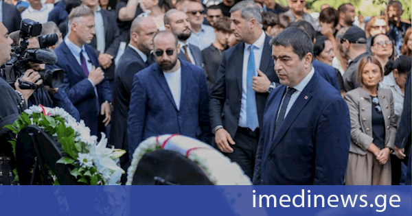 შალვა პაპუაშვილმა, სოხუმის დაცემის 33-ე წლისთავთან დაკავშირებით, საქართველოს ტერიტორიული მთლიანობისთვის დაღუპულ გმირთა მემორიალი გვირგვინით შეამკო