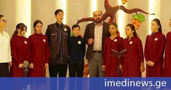 საჩხერეში ფესტივალი „ქართული საგალობლები“ მიმდინარეობს