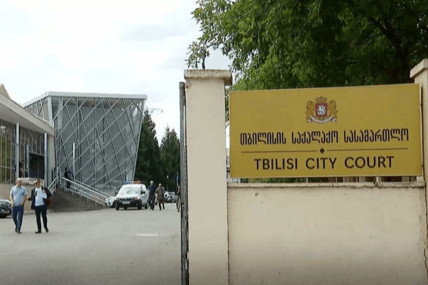 სიძულვილის ენის წინააღმდეგ ბრძოლა გრძელდება. სასამართლო პროცესები დღესაც თბილისის და რაიონულ სასამართლოებში გაიმართა. „ქრონიკის“ სიუჟეტი