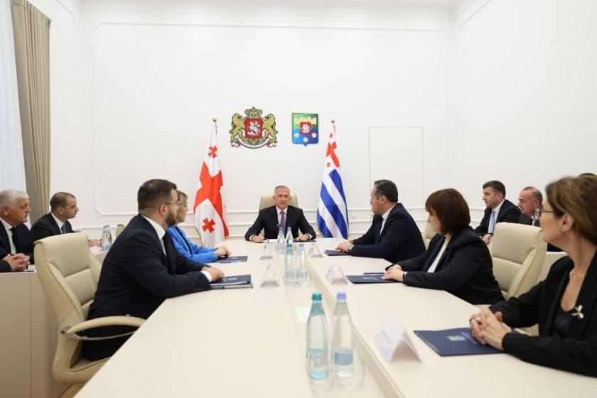 ზურაბ პატარაძე: მეტი სიკეთე ჩვენს მოსახლეობას, ეს იყო, არის და რჩება ჩვენი ხელისუფლების მთავარ პრიორიტეტად და ეს არის ჩვენი პოლიტიკური გუნდის, „ქართული ოცნების” ხელწერა