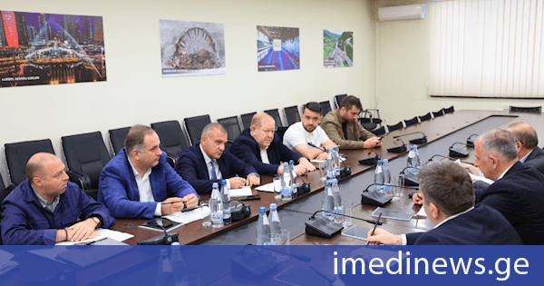 აჭარის მთავრობის თავმჯდომარის ზურაბ პატარაძის და მთავრობის წევრების მონაწილეობით, საქართველოს ინფრასტრუქტურის სამინისტროში სამუშაო შეხვედრა გაიმართა