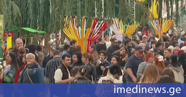 შემოდგომის სურნელი და სადღესასწაულო განწყობა დედაქალაქის ქუჩებში - თბილისობა 2026