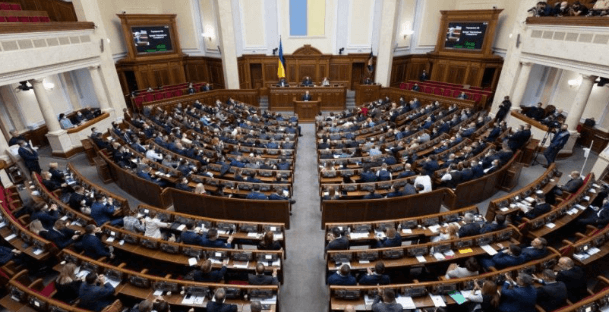 უკრაინის მთავრობამ სიბიგა საგარეო მინისტრად, ევგენი ხმარა კი თავდაცვის მინისტრად დანიშნა