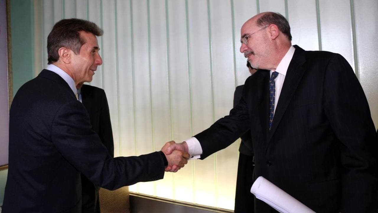 "ფრონტერას" ნავთობმაგნატი ჯო უილსონს შეხვედრას სთხოვს - Netgazeti